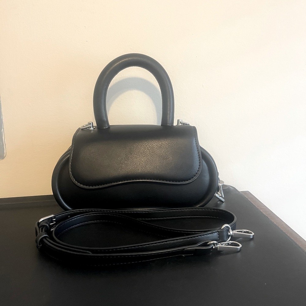 Melie Bianco Black Structured Crossbody Bag